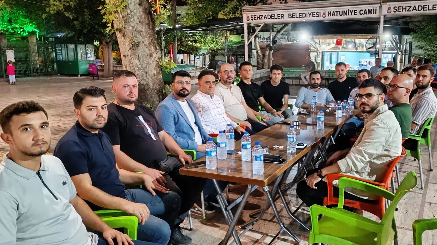 Manisa'da Mevlid Kandili Coşkuyla Kutlandı
