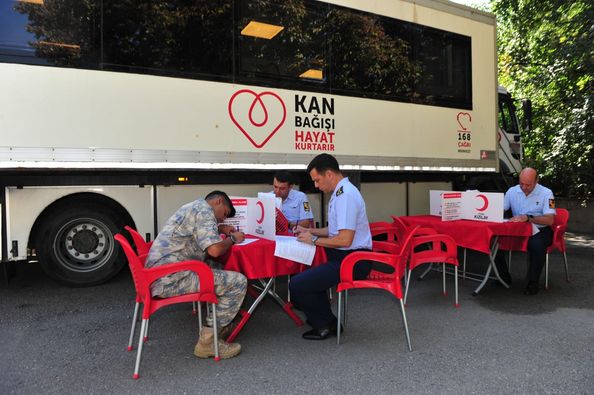 Hava Kuvvetleri Karargâhı'ndan Kızılay Kan Merkezine Destek