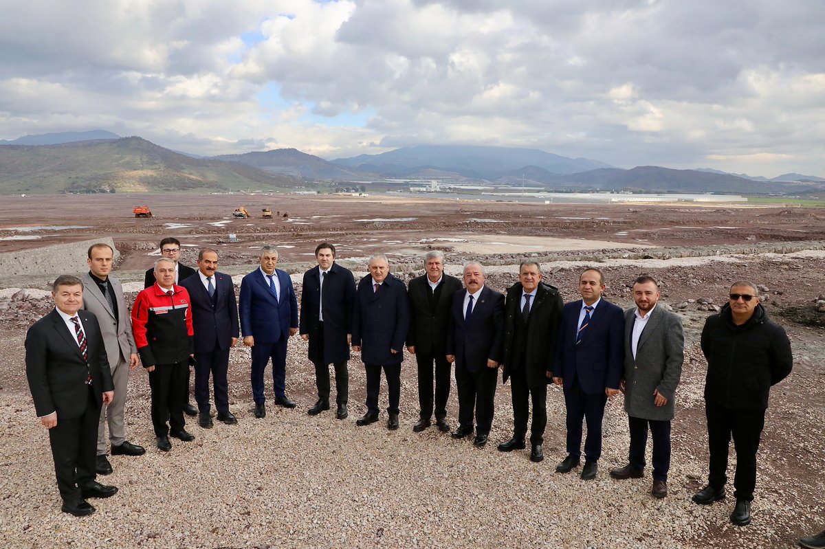 Dikili Tarıma Dayalı İhtisas Sera OSB Proje Sahası Ziyaretinde Tarım ve Orman Bakan Yardımcısı Ahmet Bağcı Ağırlandı