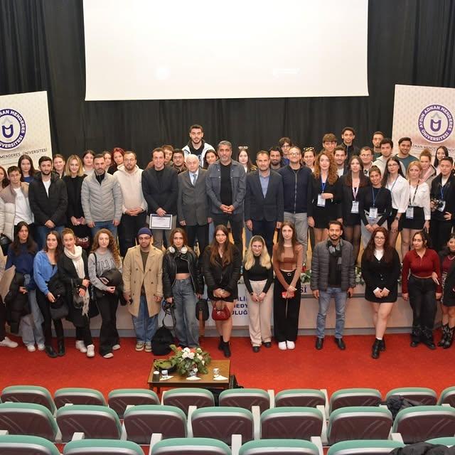 Adnan Menderes Üniversitesi Gazetecilik ve Yeni Medya Topluluğu tarafından Habercilik Semineri düzenlendi.