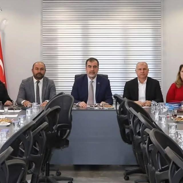 Aydın'da AK Parti Kadınlar, Meclis Toplantısına Öncülük Eden Grup Görüşmesi