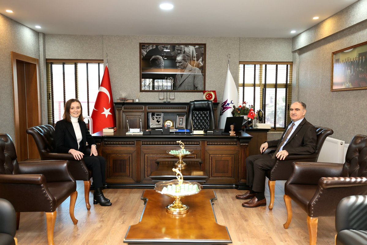 Şehzadeler Belediyesi Başkanı Gülşah Durbay, Manisa Valisi Vahdettin Özkan'ı Ağırladı
