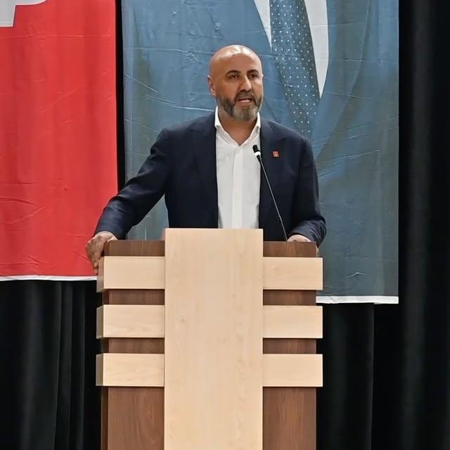 CHP İzmir'de Önceki Seçim Heyecanı: Karabağlar, Ekrem İmamoğlu için Mobilizasyon Başlattı