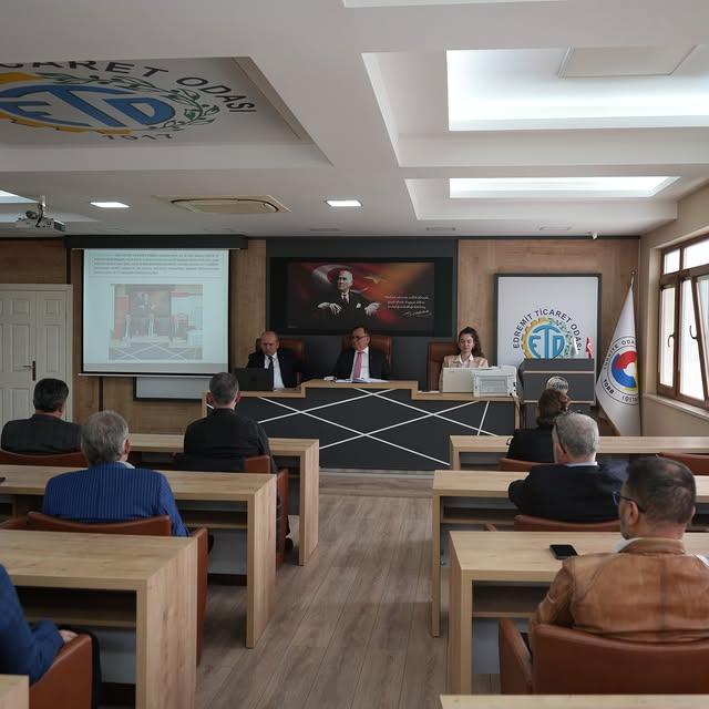Edremit Ticaret Odası'nda Müşterek Meslek Komitesi Toplantısı Yapıldı