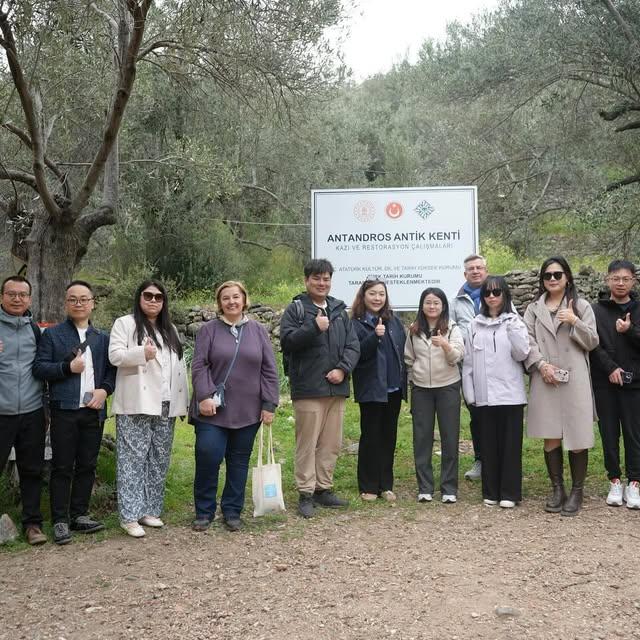 Çinli Turizm Temsilcileri, Edremit'te Tarihi ve Kültürel Mirası Keşfetti