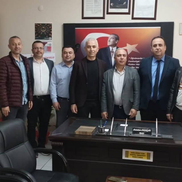 Dazkırı Eğitim Bir Sen, İlçe Milli Eğitim Müdürü'nü Ziyaret Etti