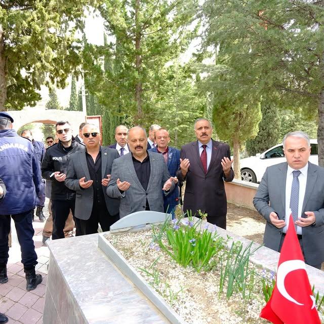 Dinar'da Ramazan Bayramı Öncesi Şehitlik Ziyareti Düzenlendi