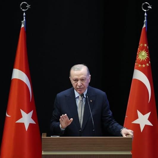 AK Parti, Balıkesir'de Genişletilmiş İl Başkanları Toplantısı Düzenledi