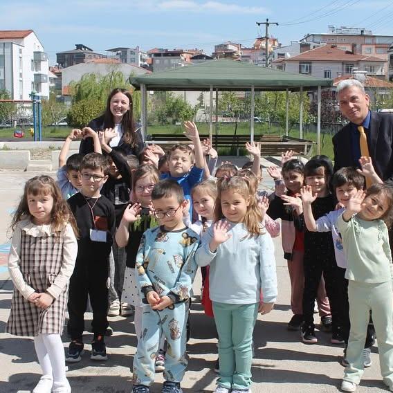 İlçe Milli Eğitim Müdürü Bigadiç'teki Okulları Ziyaret Etti