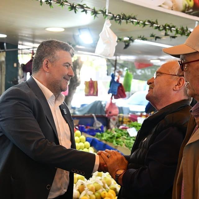 Karesi Belediyesi Zahire Pazarı Esnafını Ziyaret Etti