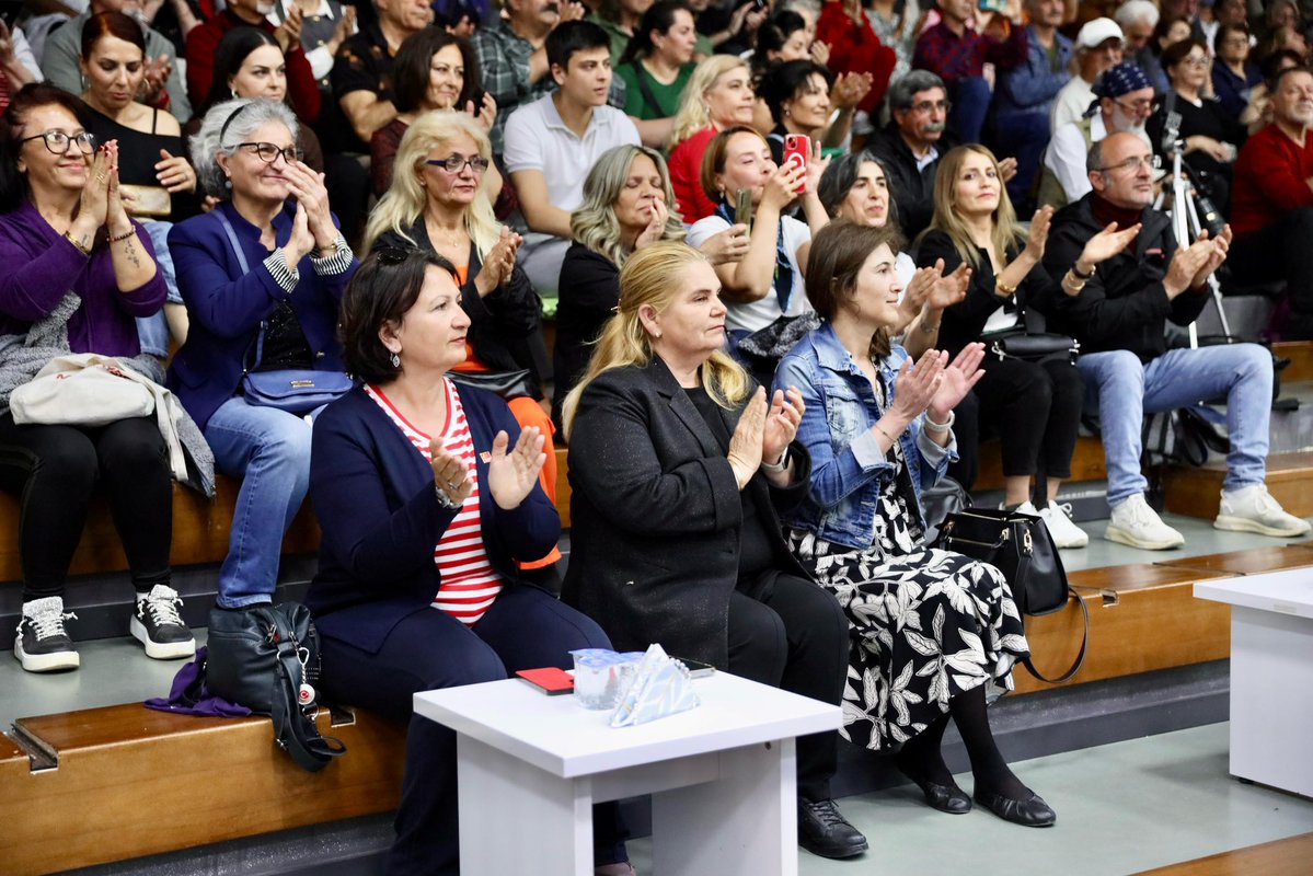 Didim’de Türkü Sevgisi Yükseldi: Rumeli Anadolu Türkü Kervanı Konseri Memnuniyet Yarattı