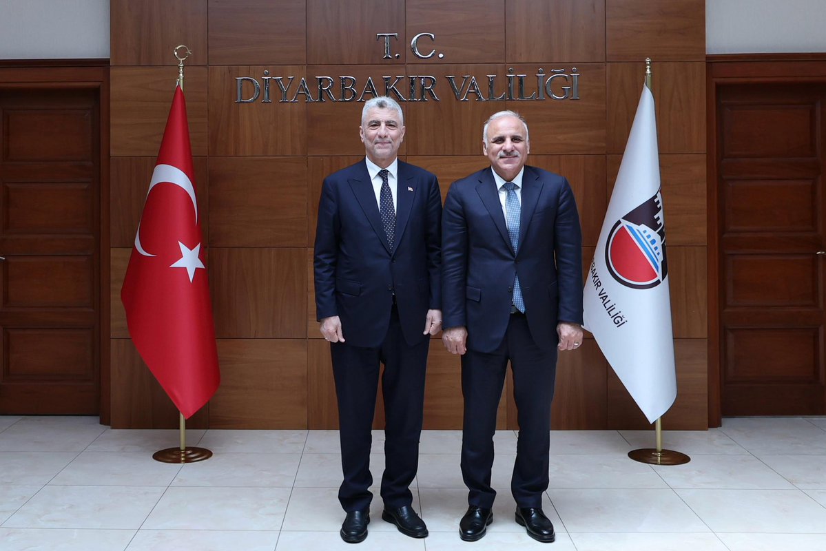 Ticaret Bakanı Bolat, Diyarbakır'da Dış Ticaret Verilerini Paylaştı ve Valiliğini Ziyaret Etti