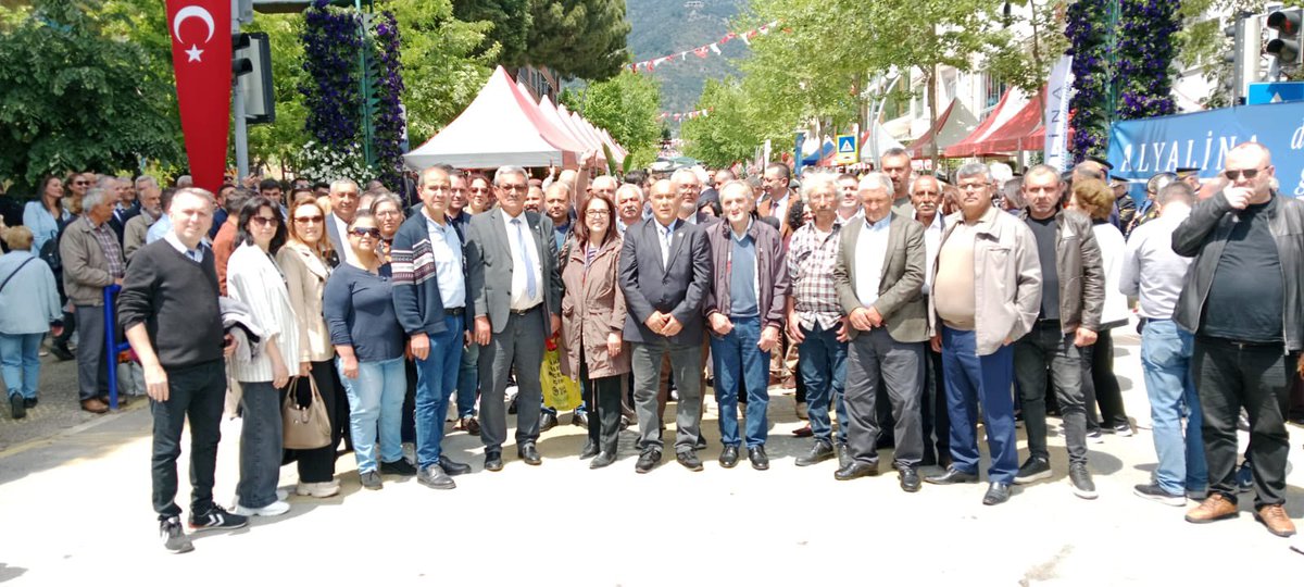 İYİ Parti İzmir İl Başkanlığı, Bayındır Çiçek Festivali'ne Katıldı