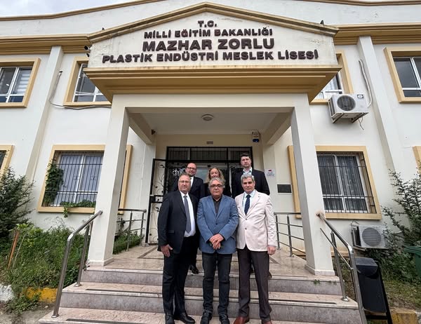 İzmir Ticaret Odası, Mazhar Zorlu Mesleki ve Teknik Anadolu Lisesi'ni Ziyaret Etti
