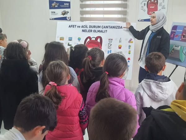 Balıkesir'de Afet Farkındalık Eğitimi ve Tatbikatlar Düzenlendi