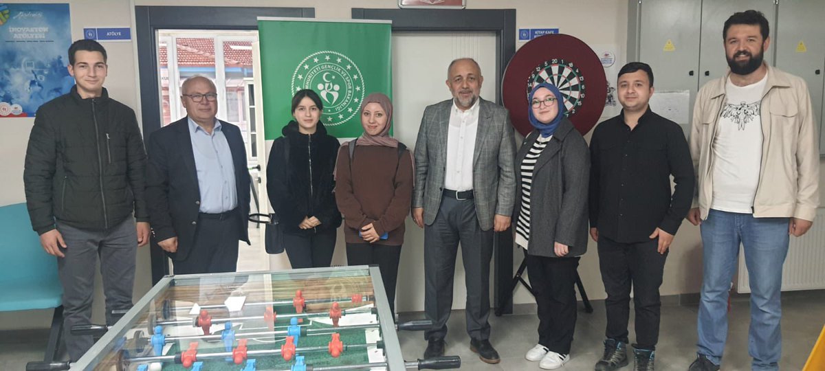 Afyonkarahisar Gençlik ve Spor İl Müdürü Sinanpaşa'da Spor Yatırımlarını İnceledi