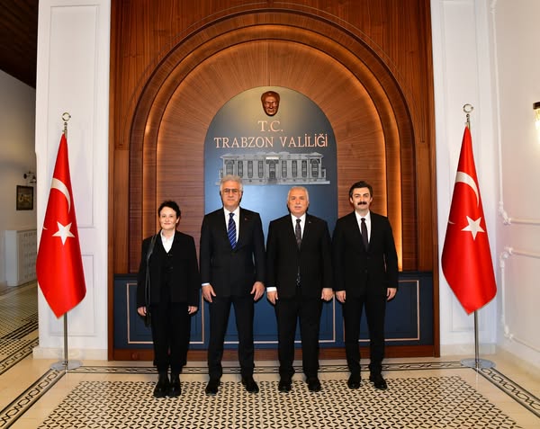 Devlet Tiyatroları Genel Müdürü Karadağlı Trabzon'da Festival Ziyaretleri