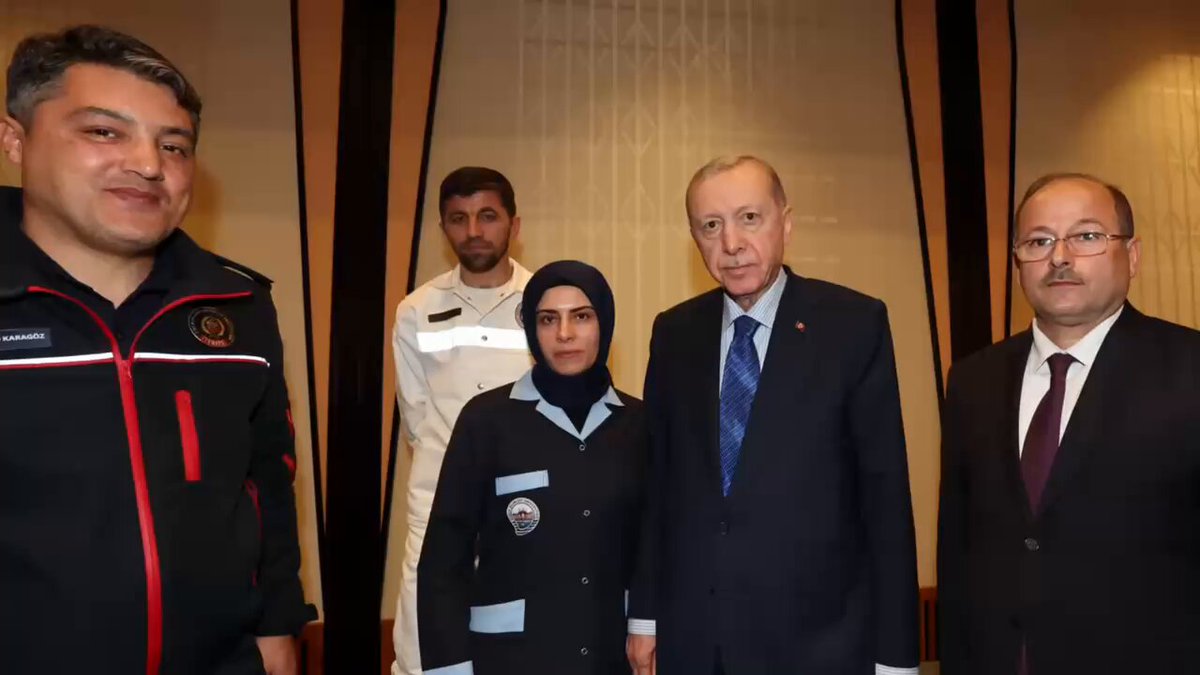 Sağlık Bilimleri Üniversitesi Personeli, Cumhurbaşkanı'na Teşekkür Etti
