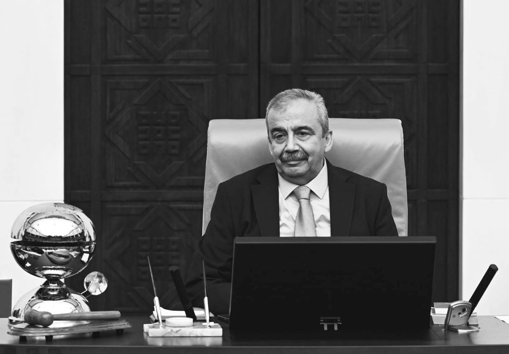 Eski TBMM Başkanvekili Sırrı Süreyya Önder Vefat Etti