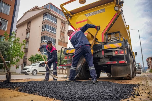 Torbalı Belediyesi Ekipleri, Çeşitli Hizmetlerle Çalışmalarına Devam Ediyor