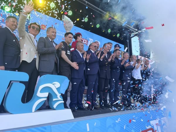 MHP İzmir Delegasyonu, 60. Cumhurbaşkanlığı Bisiklet Turu Ödül Törenine Katıldı