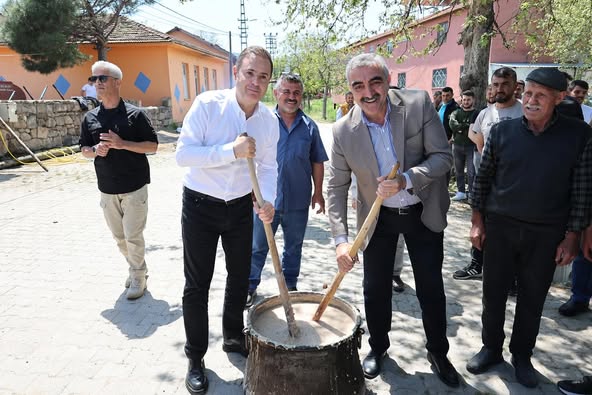 Balıkesir Büyükşehir Belediyesi, Yağmur Hayrında Hemşehrilerle Buluştu