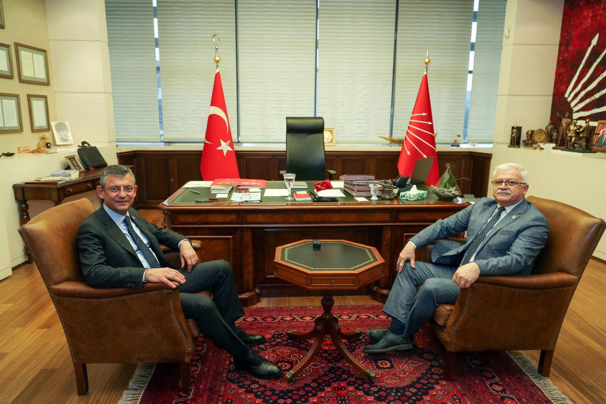 Burhaniye Belediye Başkanı Devacı'nın Cenaze Töreni Sonrası Saldırı Olayı