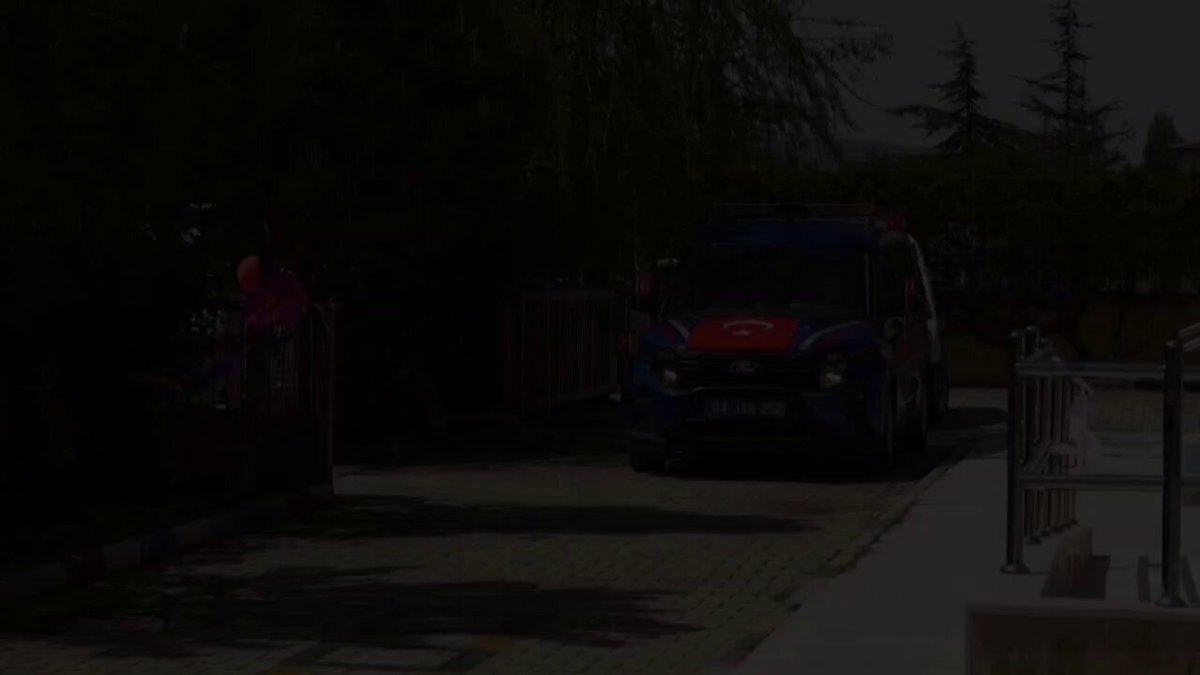 Çobanlar Kaymakamlığı, Trafik Haftası'nda Miniklerle Trafik Bilinci Çalışması Yaptı