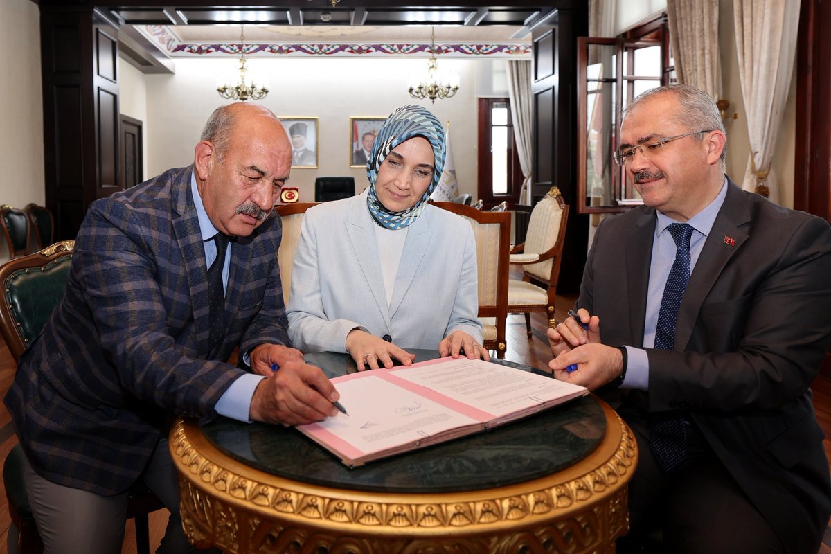 Afyonkarahisar'da Aile Yılı Etkinlikleri için Protokol İmzalandı