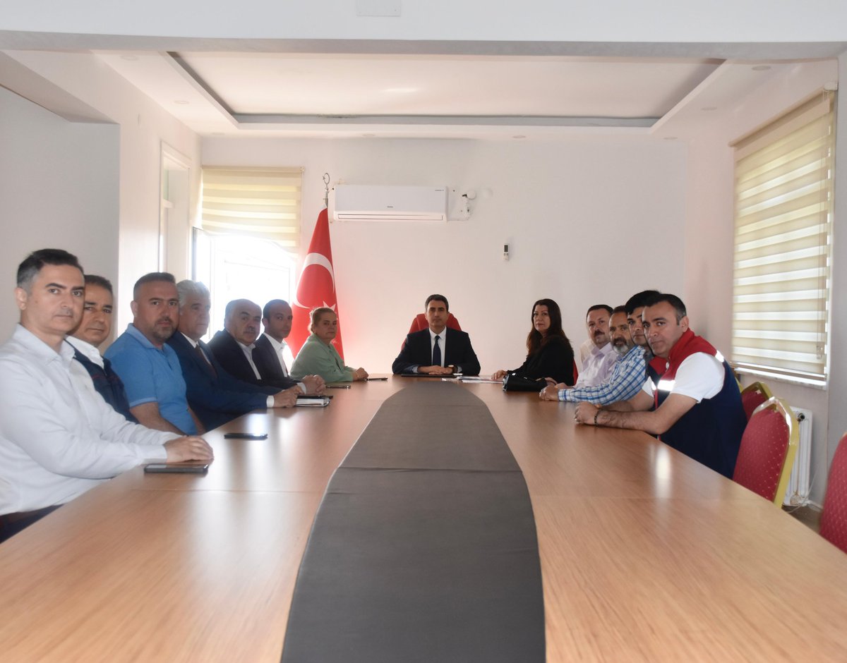 Didim'de Sosyal Yardımlaşma ve Dayanışma Vakfı Toplantısı Yapıldı