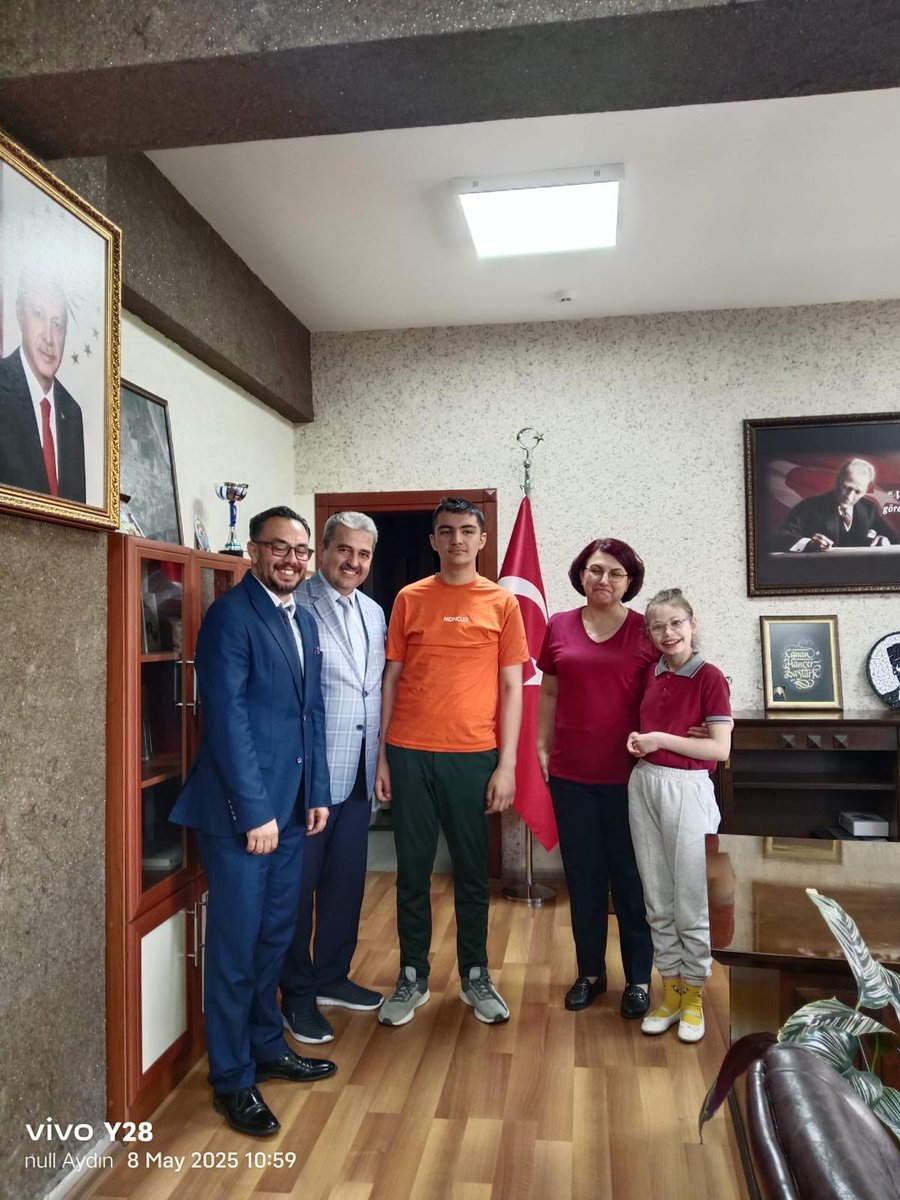 İncirliova'da Özel Eğitim Öğrencilerinden Kaymakam Ziyareti