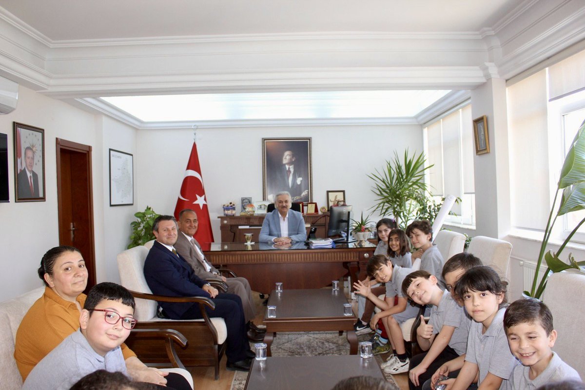 Söke Kaymakamı, LÖSEV Yararına Düzenlenecek Sergiye Davet Edildi