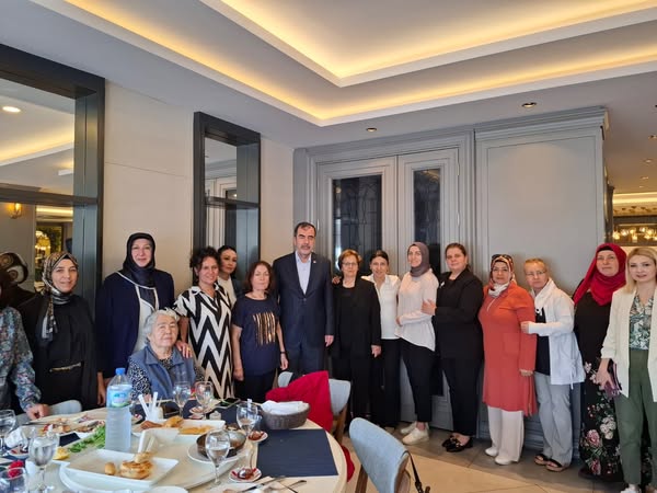 AK Parti Aydın İl Başkanlığı, Şehit ve Gazi Anneleriyle Kahvaltıda Buluştu