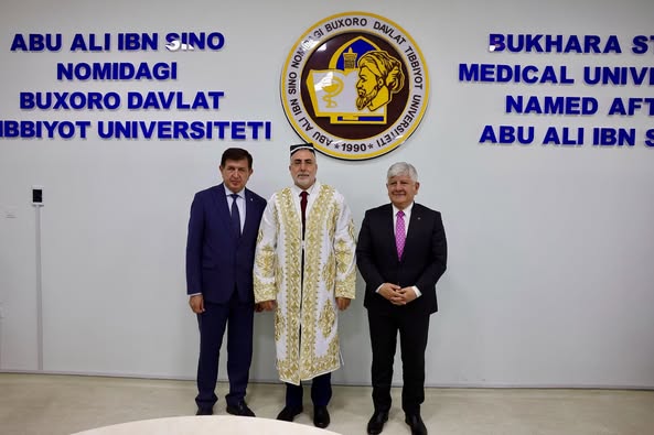 Çalışma ve Sosyal Güvenlik Bakanı Işıkhan, Sağlık Bilimleri Üniversitesi İbni Sina Tıp Fakültesini Ziyaret Etti