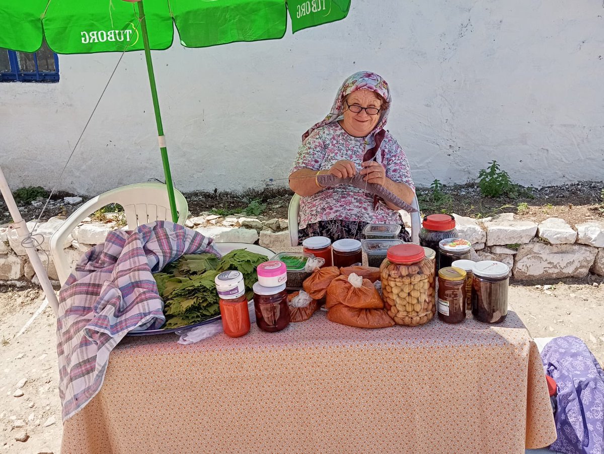 Didim Belediyesi'nin Açtığı Yerel Pazar, Köyün Otantik Atmosferini Didim'e Taşıyor