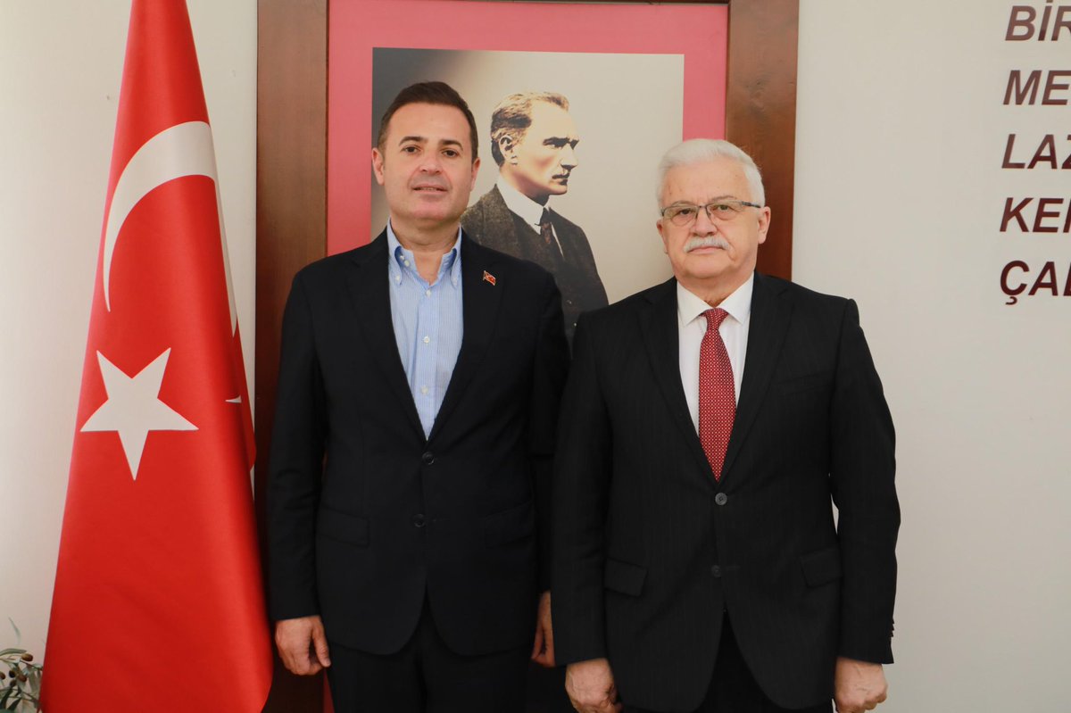 Balıkesir Büyükşehir Heyeti Burhaniye Belediye Başkanını Ziyaret Etti