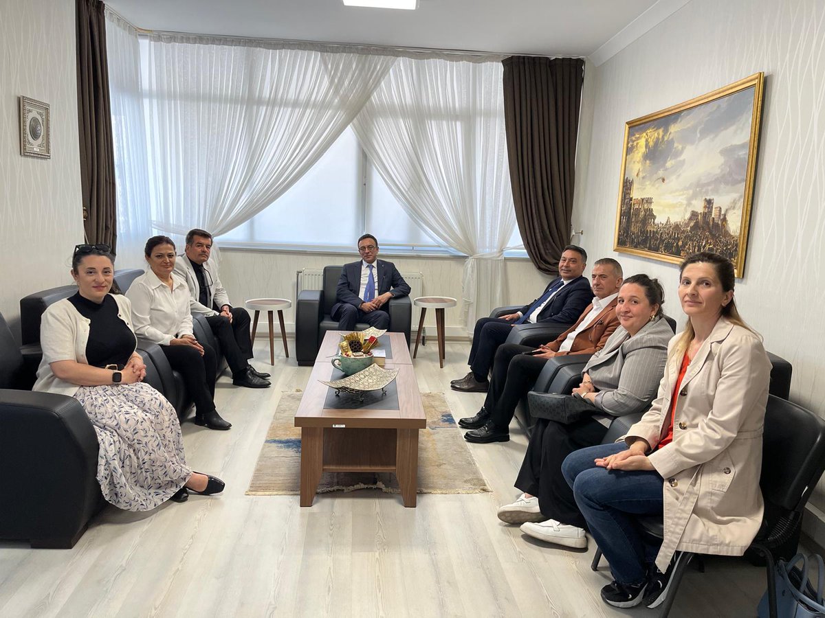 Bandırma'da İş Sağlığı ve Güvenliği Uzmanları, İlçe Milli Eğitim Müdürlüğünü Ziyaret Etti