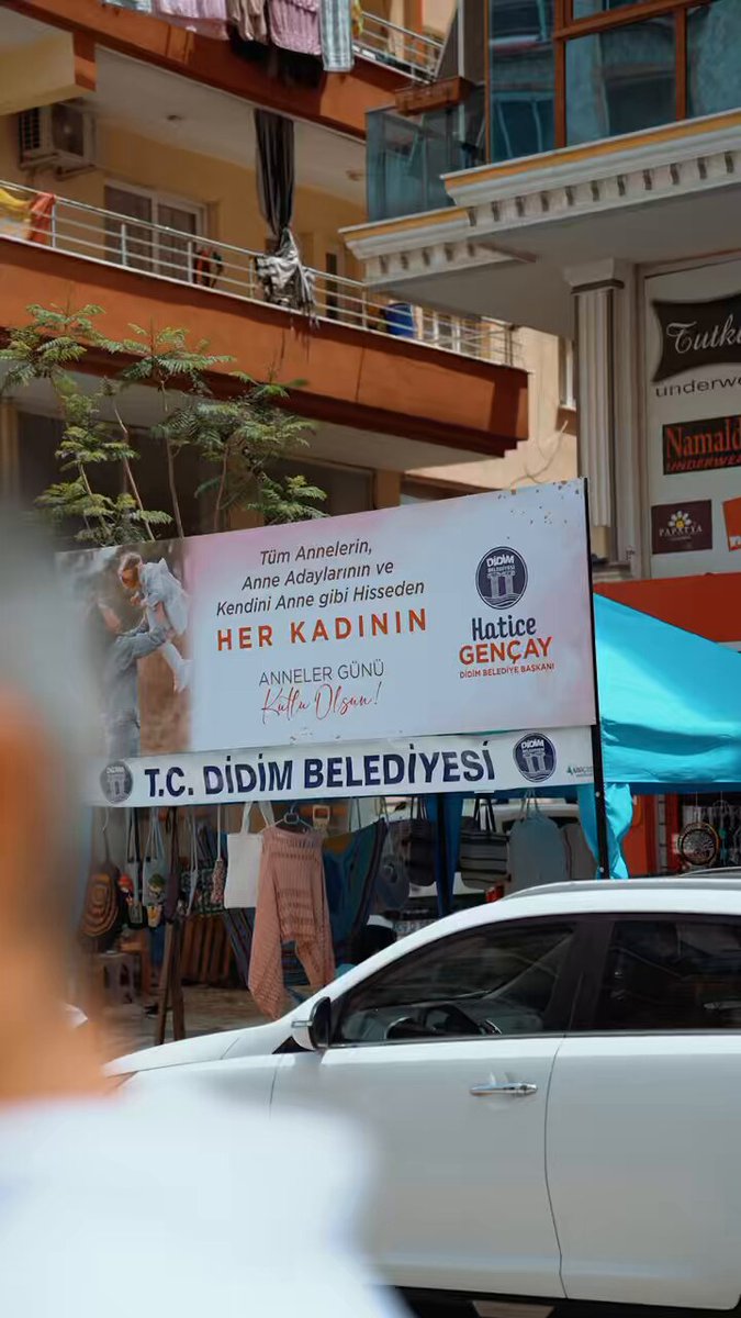 Didim Belediyesi, Anneler Günü'nde El Emeği Stantlarını Ziyaret Etti