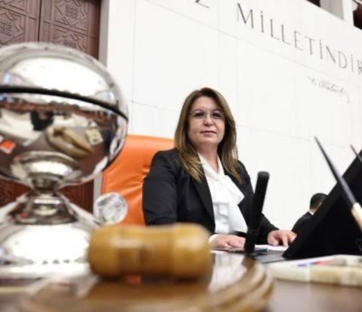 TBMM'de Kürsü Tartışması: Milletvekili Karaca'nın Kürsüye Çıkışı Engellendi