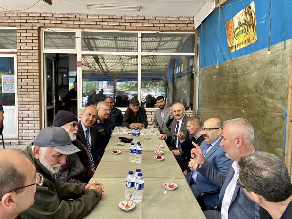 Aslıhantepe'deki Üreticiler, Tarım ve Hayvancılık Çalışmalarını Tarım ve Orman Bakanı ile Değerlendirdi