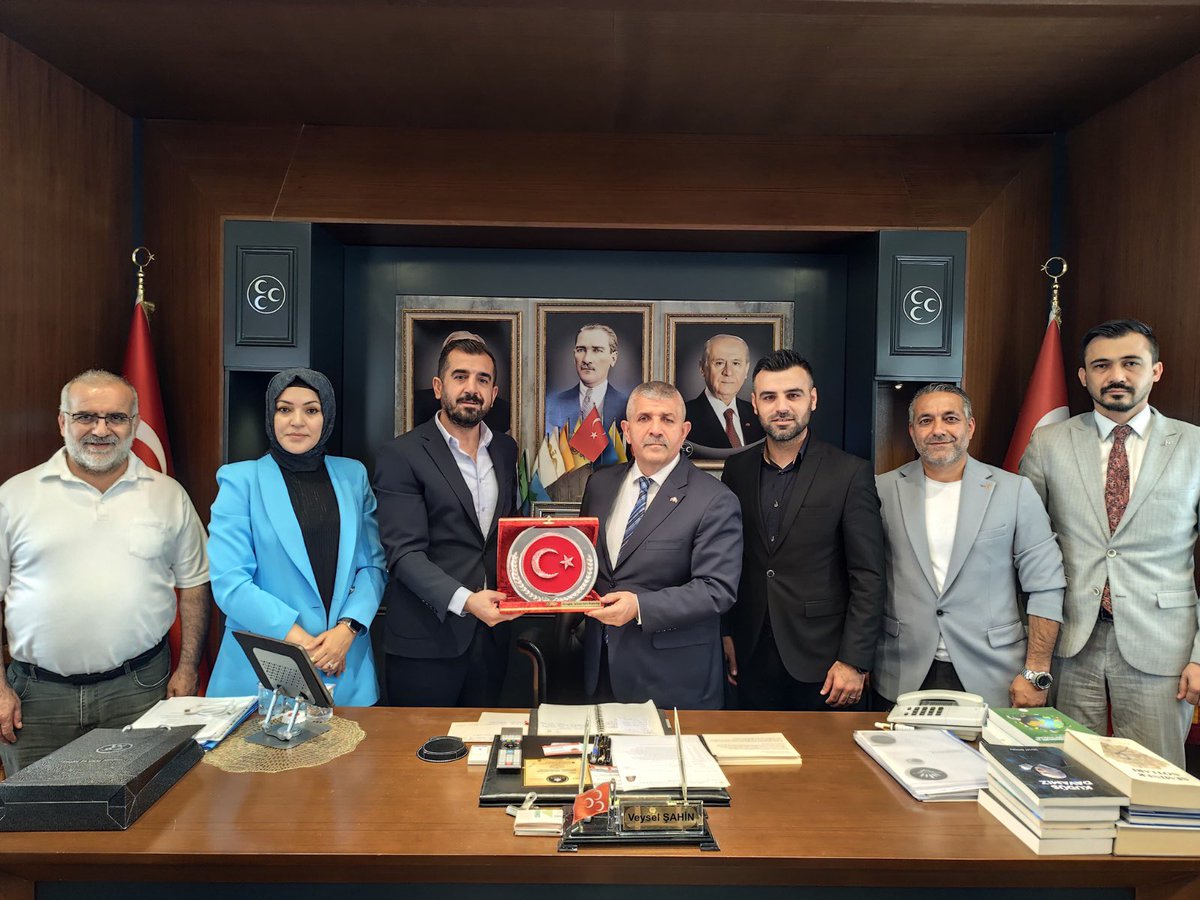 Öz Sağlık İş Sendikası İzmir Şube Başkanı Kaya, MHP İzmir İl Başkanlığını Ziyaret Etti