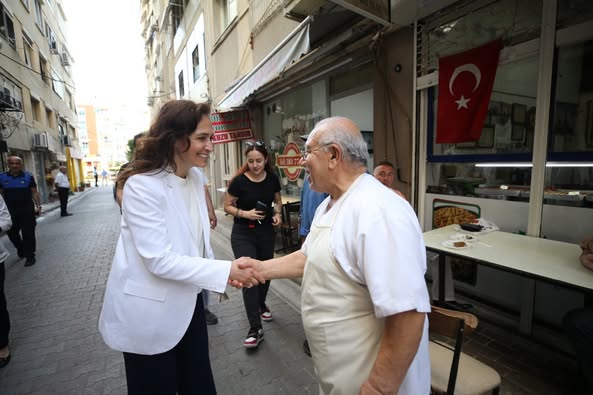 Karşıyaka Belediyesi, Vatandaş Odaklı Hizmetlerle Yaşam Kalitesini Artırmaya Devam Ediyor
