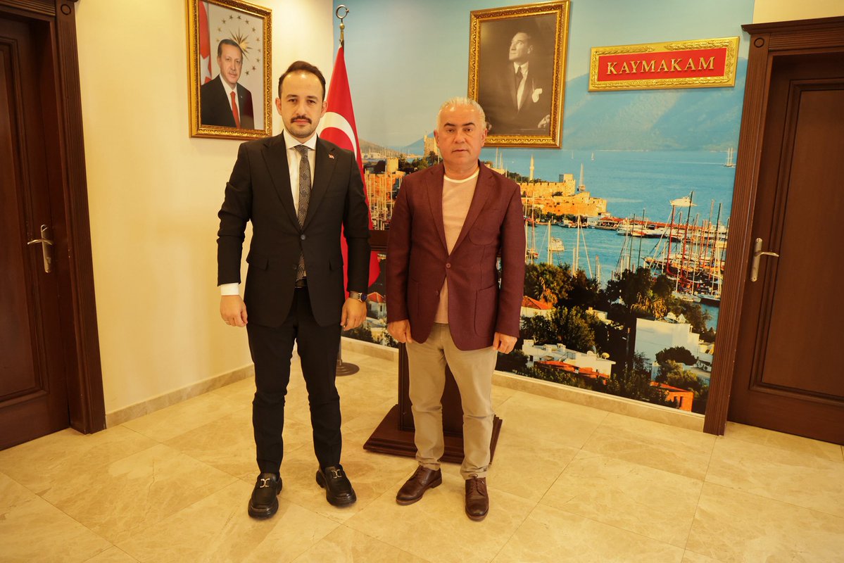 Aydın Vakıflar Bölge Müdürü, Bodrum Kaymakamını Ziyaret Etti