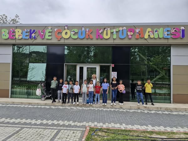 Dursunbey Belediyesi, Bebek ve Çocuk Kütüphanesi Açtı