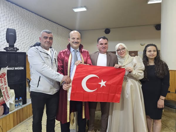 İvrindi'de Nikah Şöleni: İki Çift Mutluluğa 