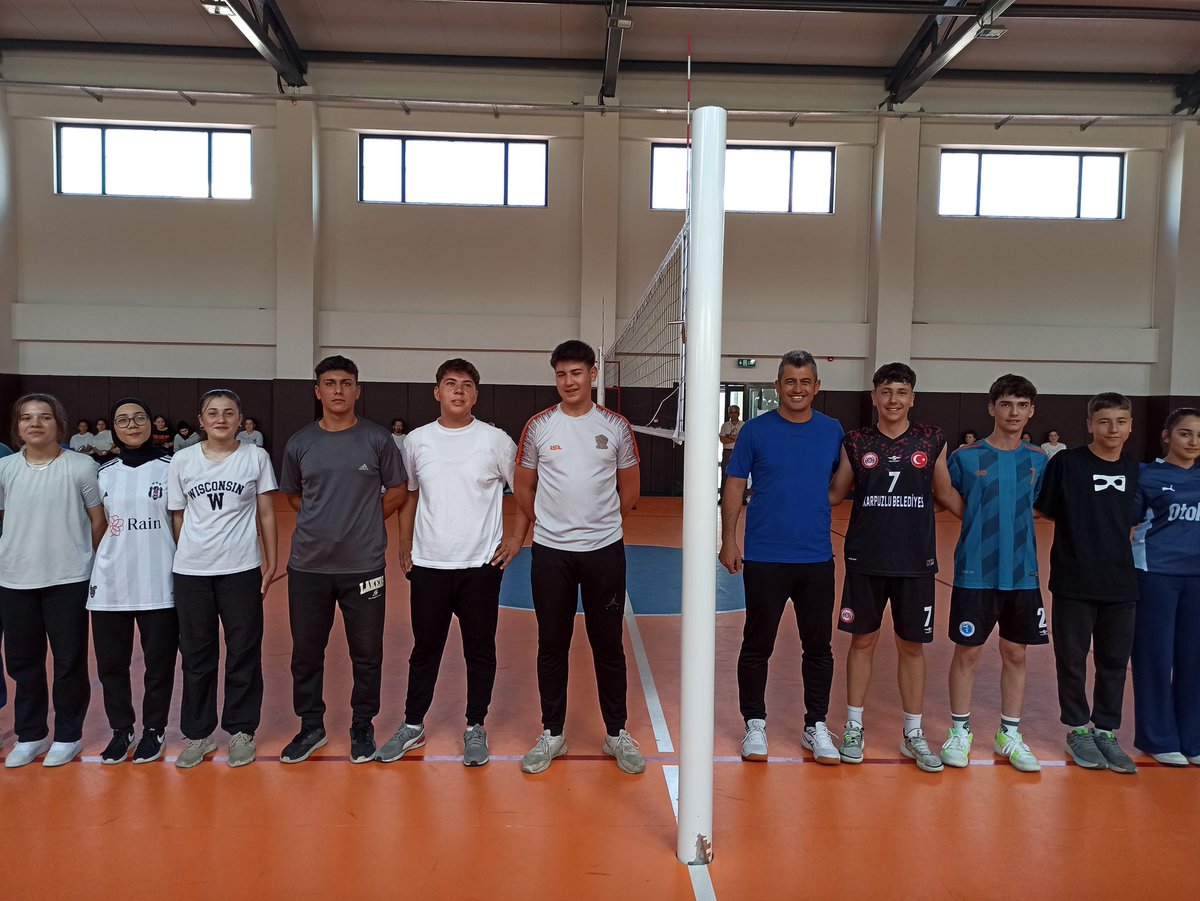 Karpuzlu'da 19 Mayıs Voleybol Turnuvası Finali Coşkuyla Tamamlandı
