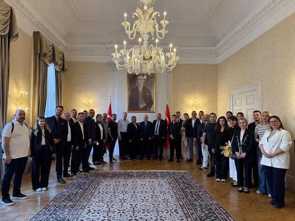 İzmir Ticaret Odası'ndan İngiltere'de Rekabetçiliği Artırma Ziyareti