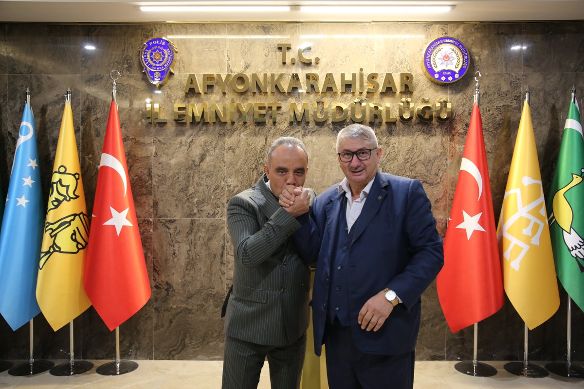 Afyonkarahisar Emniyet Müdürü, Şehit Piyade Uzman Onbaşı Yasin Çubuk'un Babasını Makamında Ağırladı