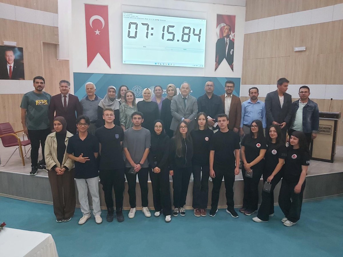 Afyonkarahisar'da Liseler Arası Münazara Müsabakalarının Finali Tamamlandı