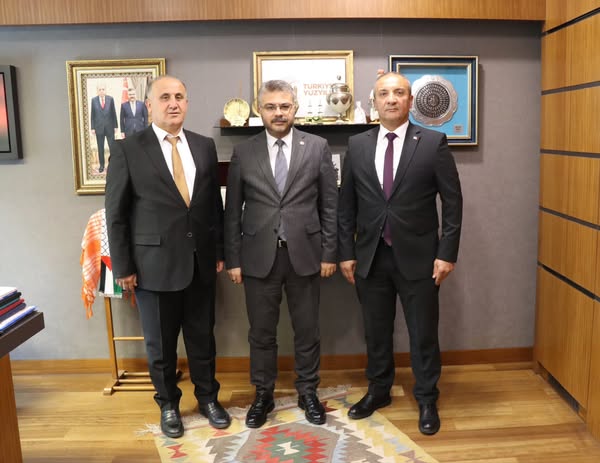 TBMM'de Aydın Heyeti AK Parti Milletvekili Özmen'i Ziyaret Etti